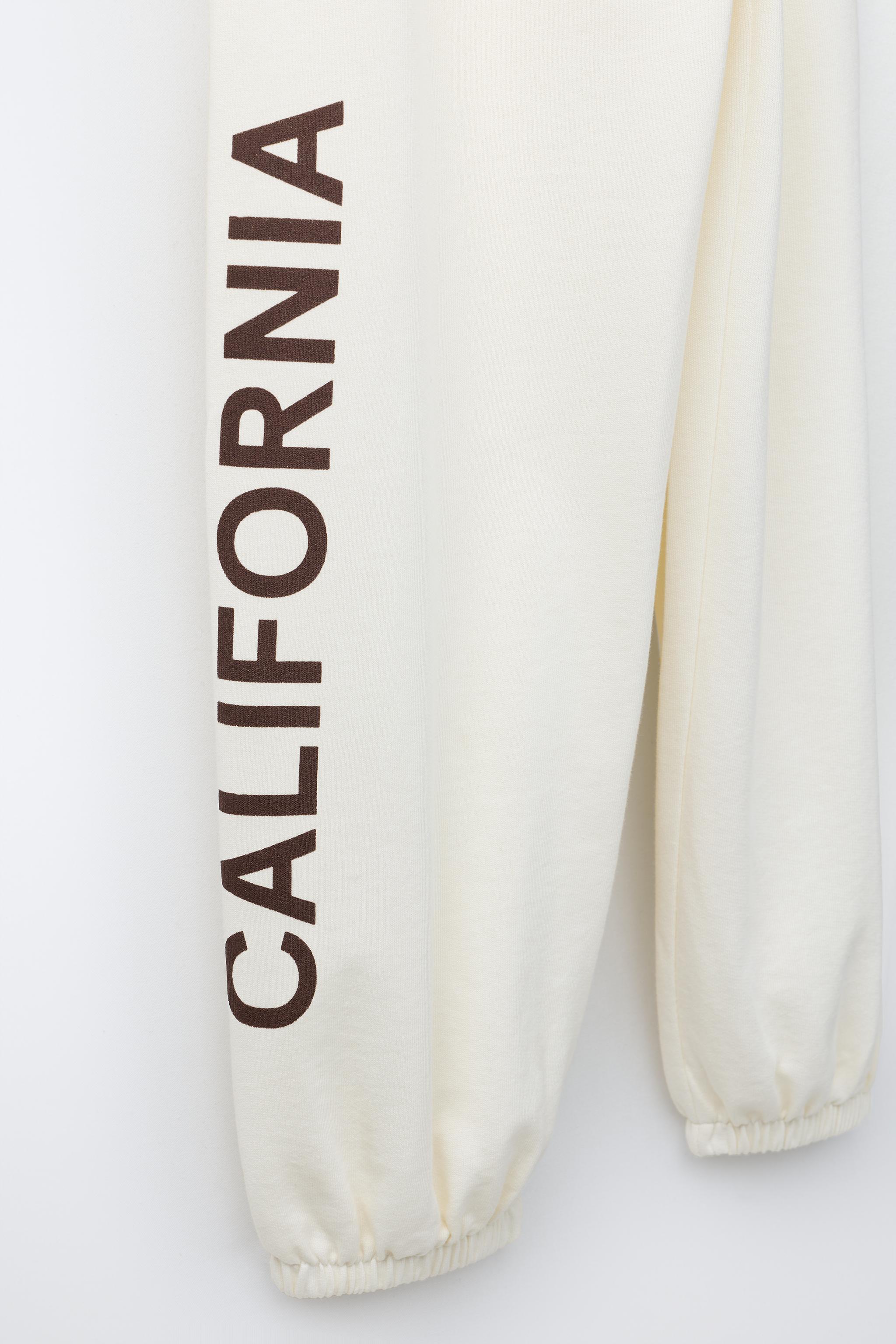 TEXT BALLOON PLUSH PANTS